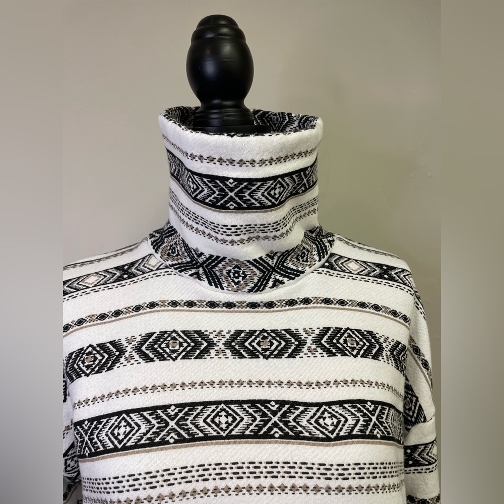 Bobi LA Artisan Slouchy Stripe Turtleneck - Picture 4 of 6